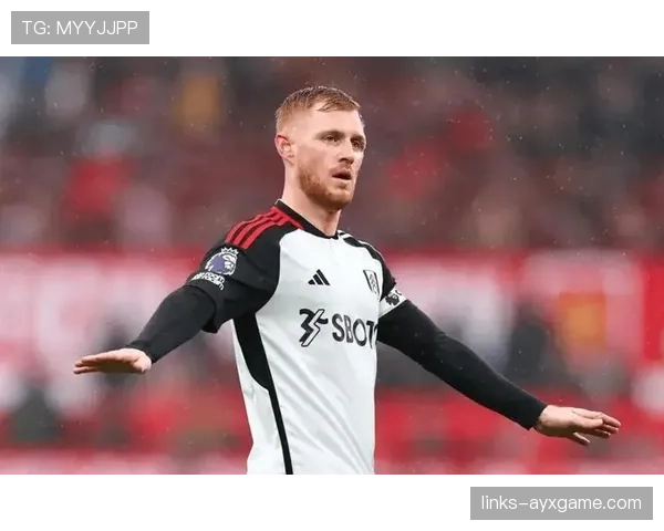 富勒姆足球俱乐部英超近两轮防守疏漏频现,影响到中期排名争夺 富勒姆足球俱乐部英超近两轮防守疏漏频现,影响到中期排名争夺